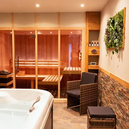 Domaine La Grange D Hotes 4* 温格舍姆