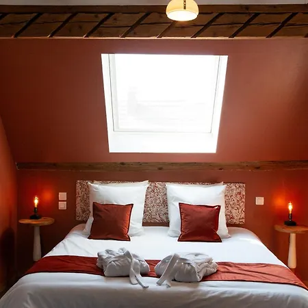 Alojamento de Acomodação e Pequeno-almoço Domaine La Grange - D'hôtes L'inspiration 4*